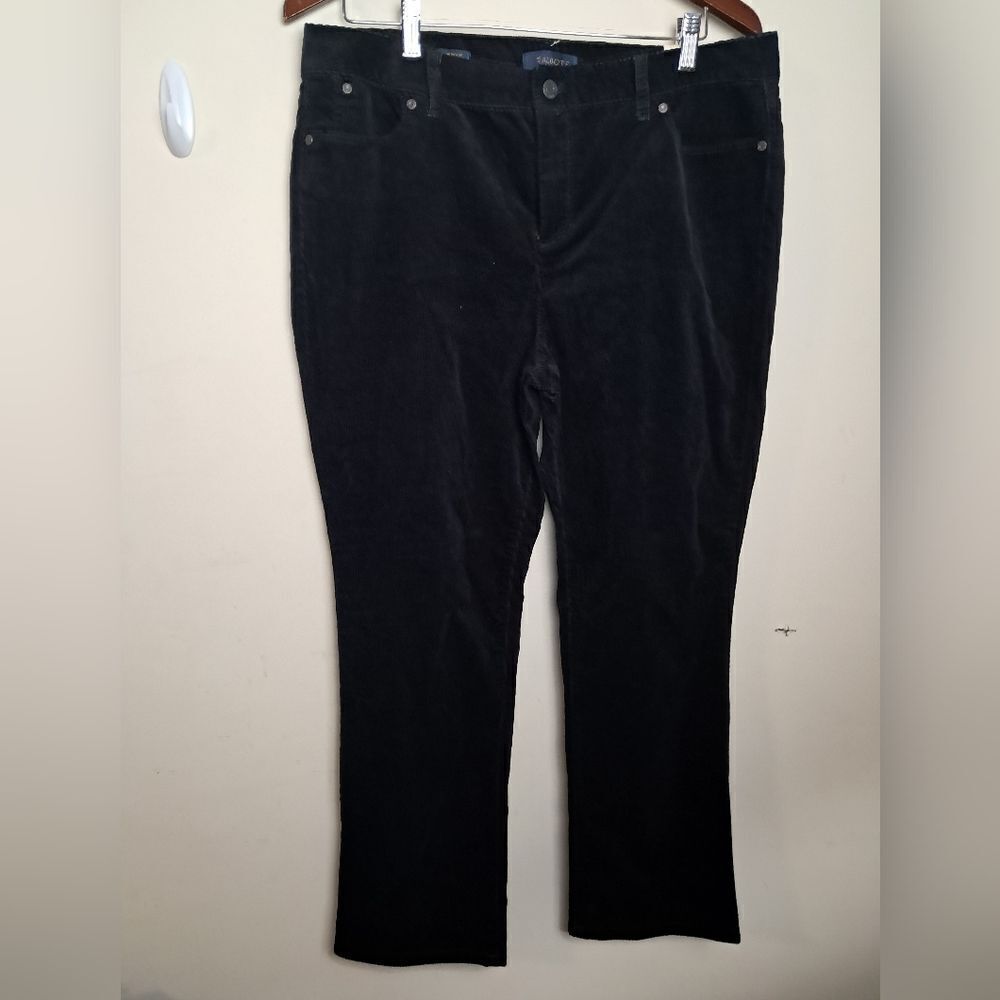 Talbots Heritage Corduroy NWT Black 16P